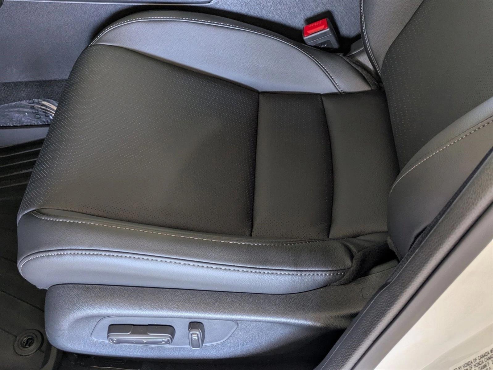2026 Honda Civic Hybrid Sport Touring photo 4