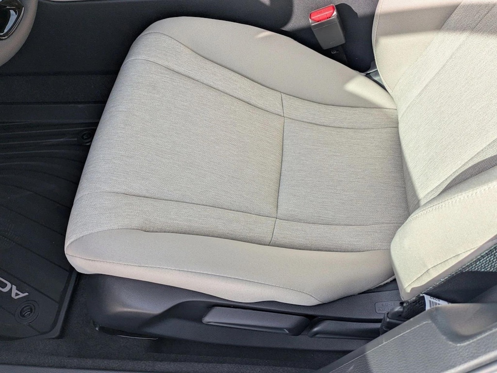 New 2025 Honda Accord LX Sedan