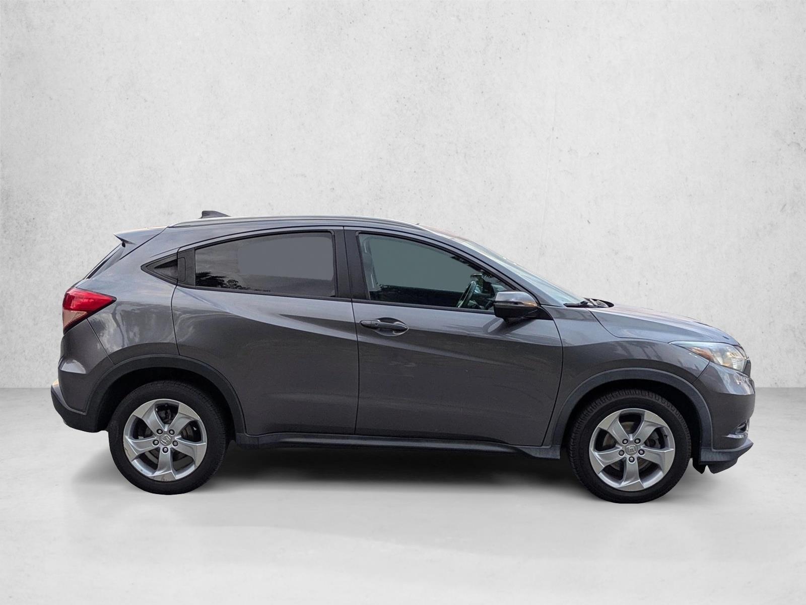 2016 Honda HR-V EX-L photo 4