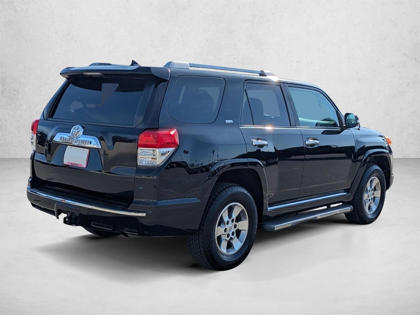 2011 Toyota 4Runner SR5 V6 photo 4