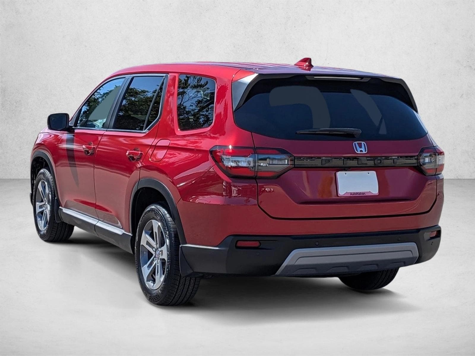 2023 Honda Pilot EX-L 8 Passenger photo 3