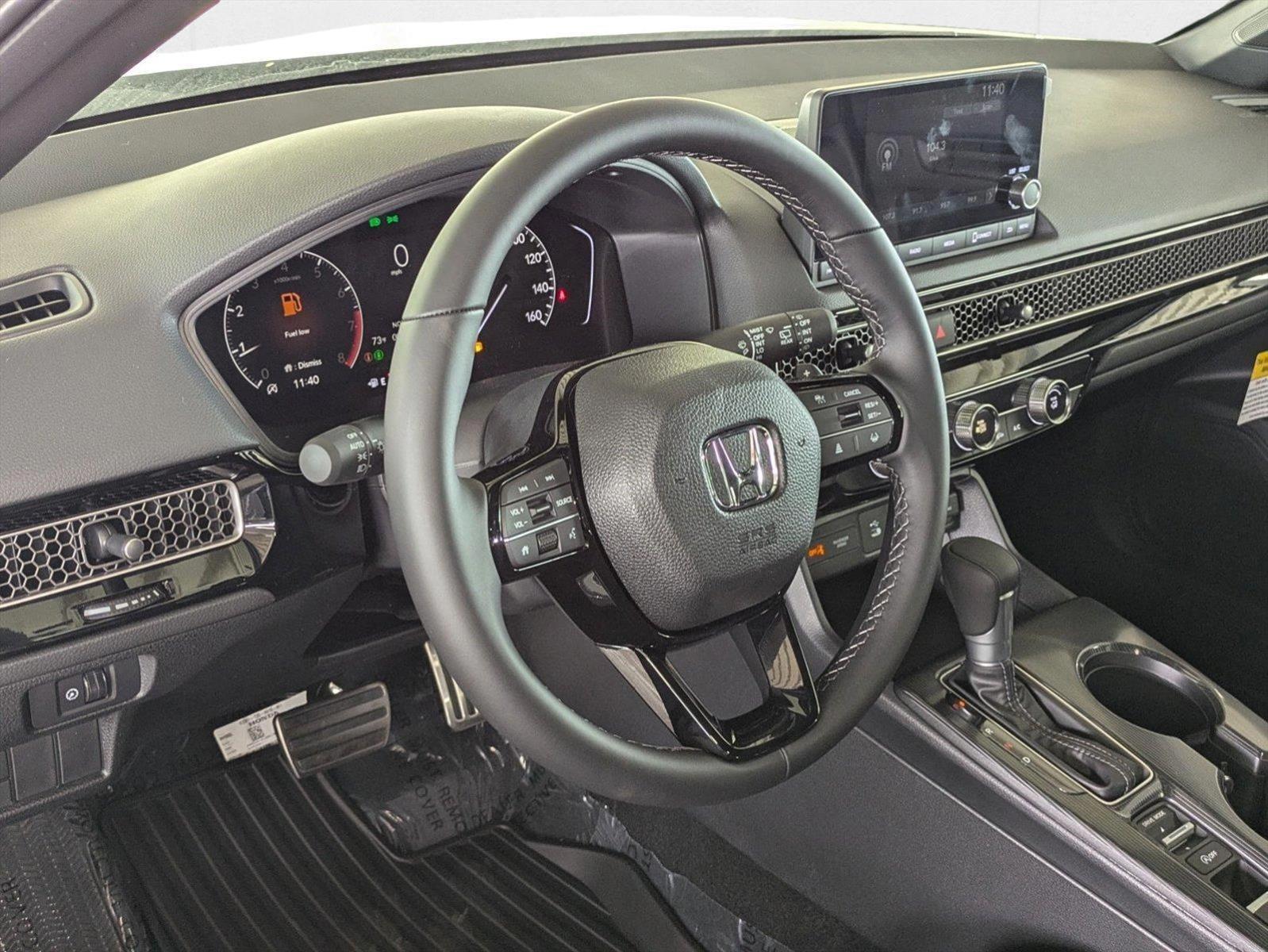 2025 Honda Civic Sport Hatchback photo 2