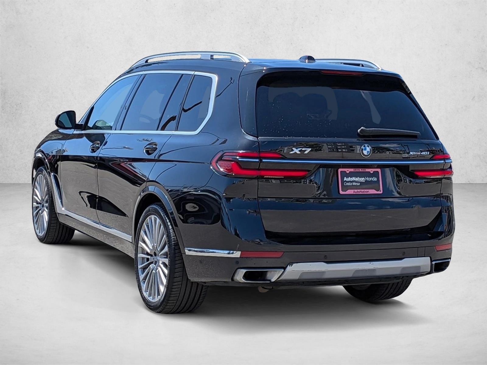 2023 BMW X7 xDrive40i photo 3