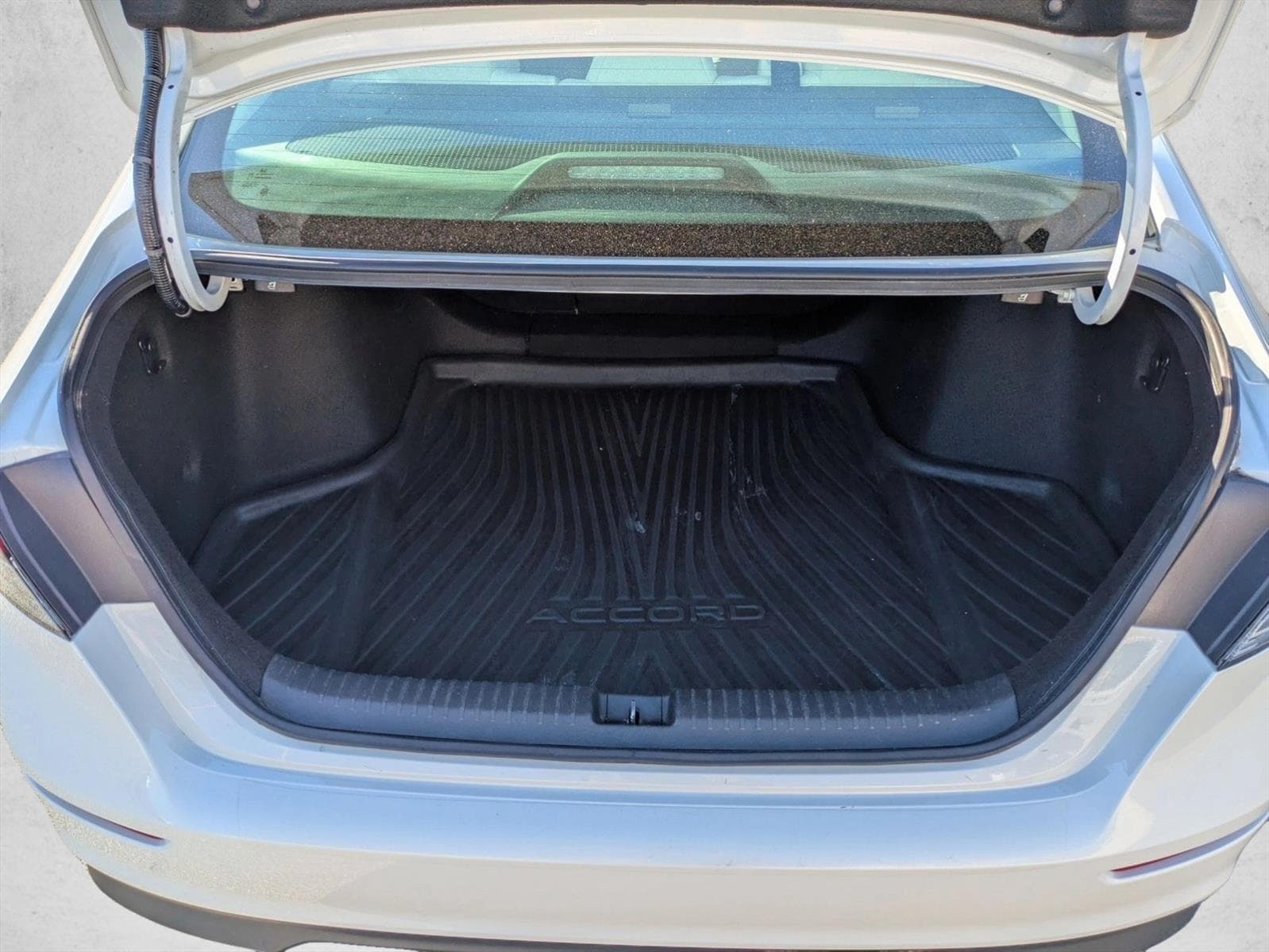 2023 Honda Accord EX w/BSI photo 5