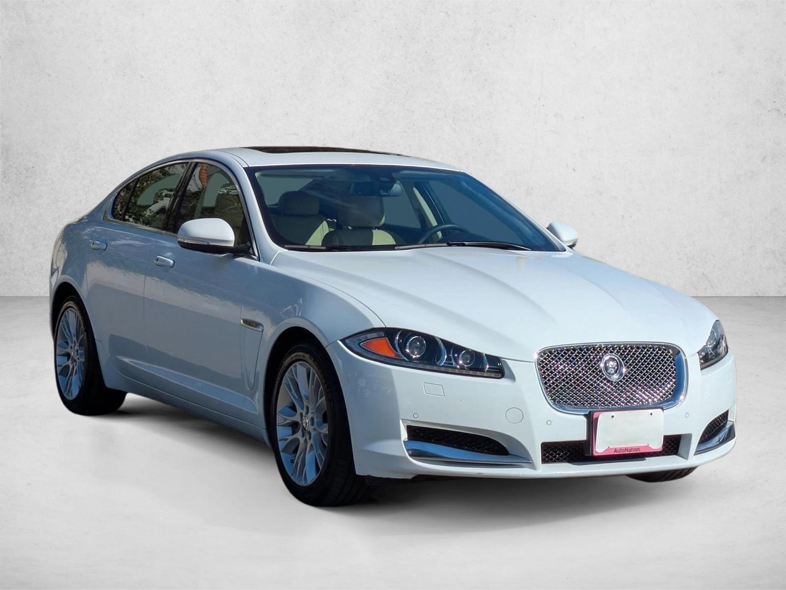 2013 Jaguar XF 3.0 photo 3