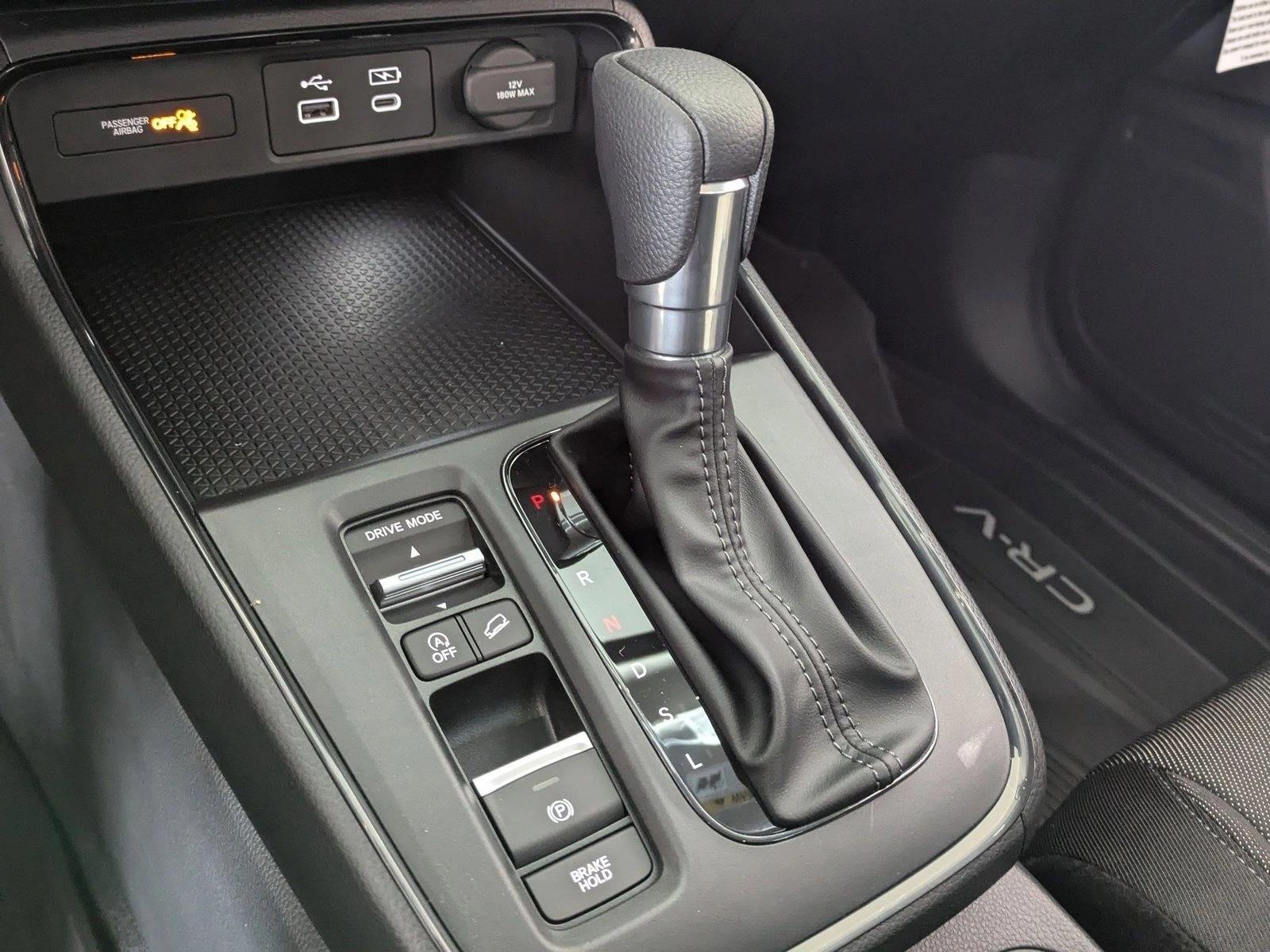 2025 Honda CR-V EX - Photo 13