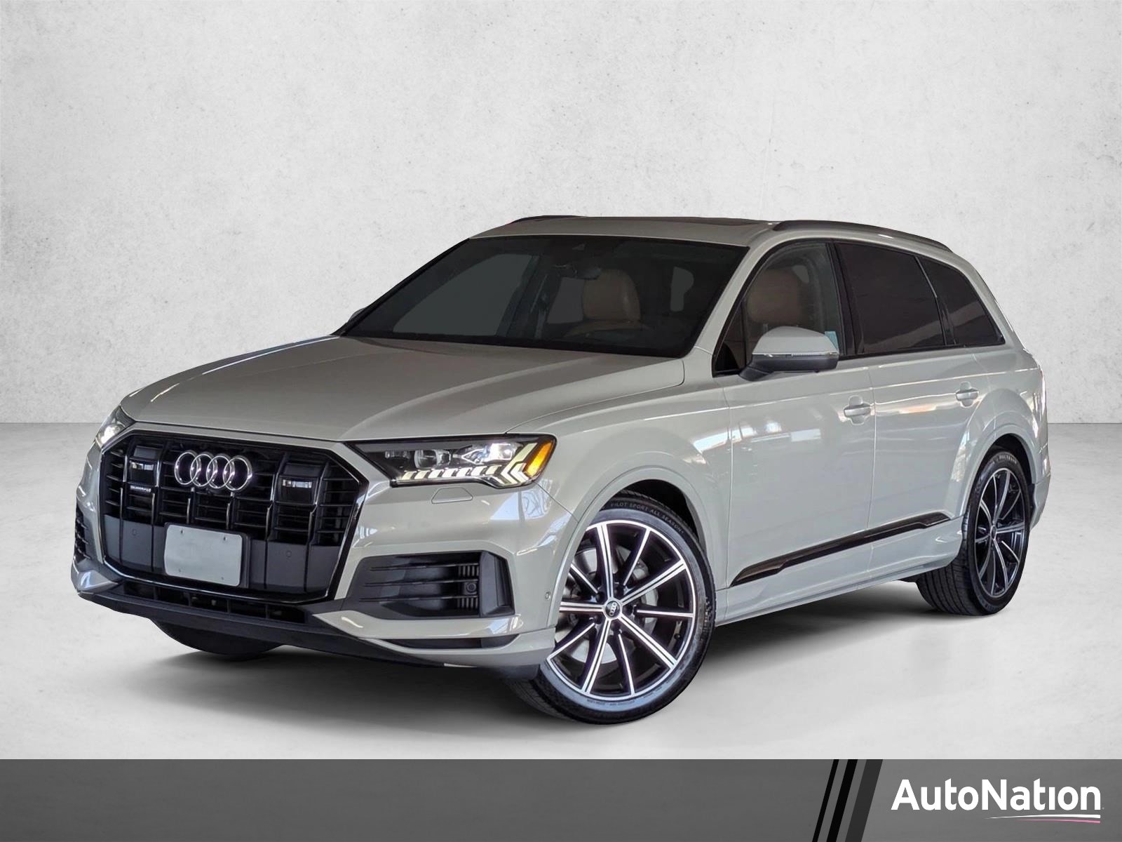 2022 Audi Q7 55 Prestige quattro Tiptronic's photo