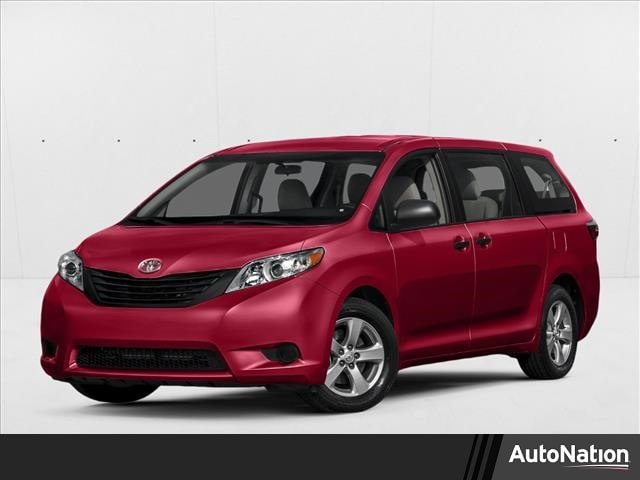 2015 Toyota Sienna LE V6 8-Passenger's photo