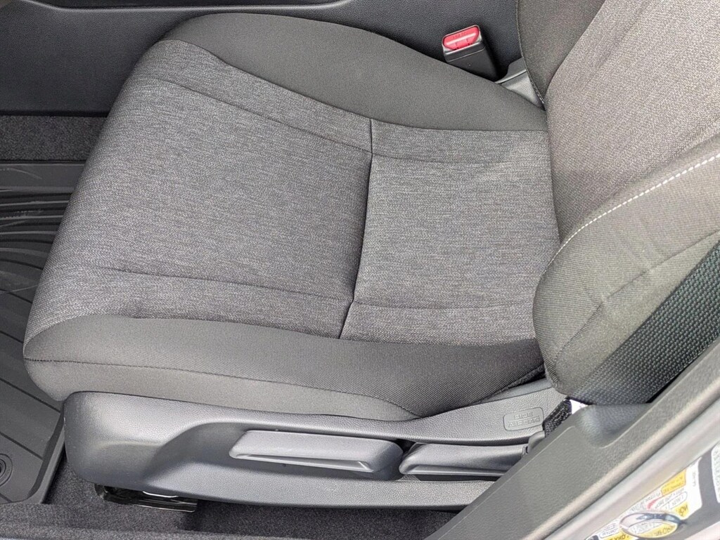 New 2025 Honda Accord LX Sedan