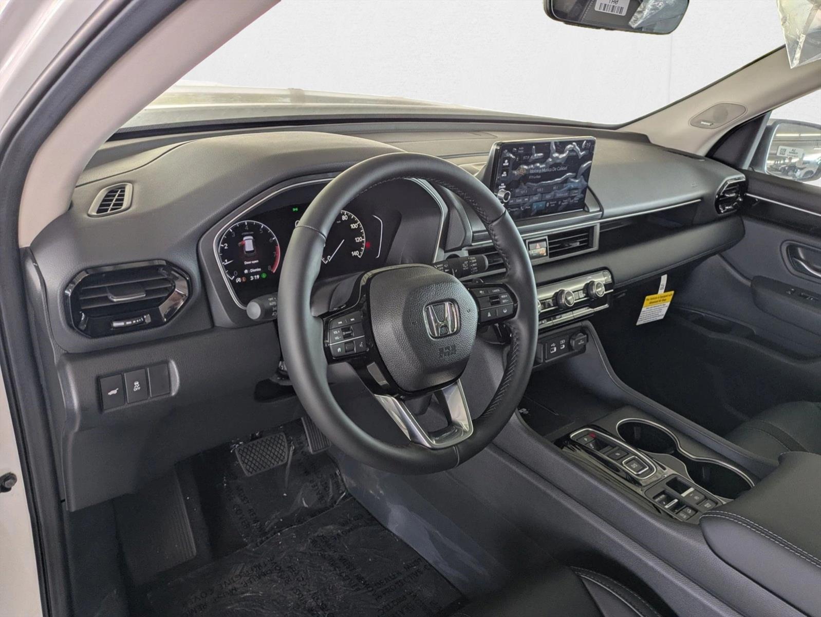 2025 Honda Pilot Touring photo 3