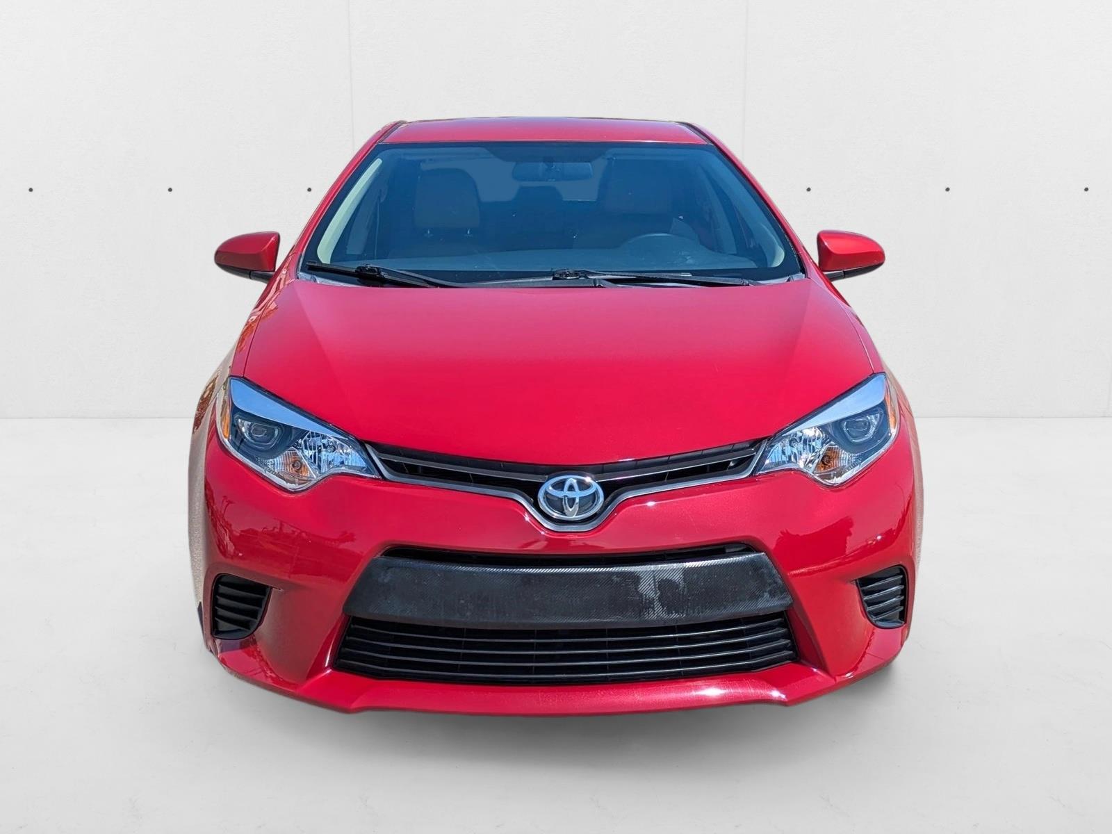 2016 Toyota Corolla LE photo 2