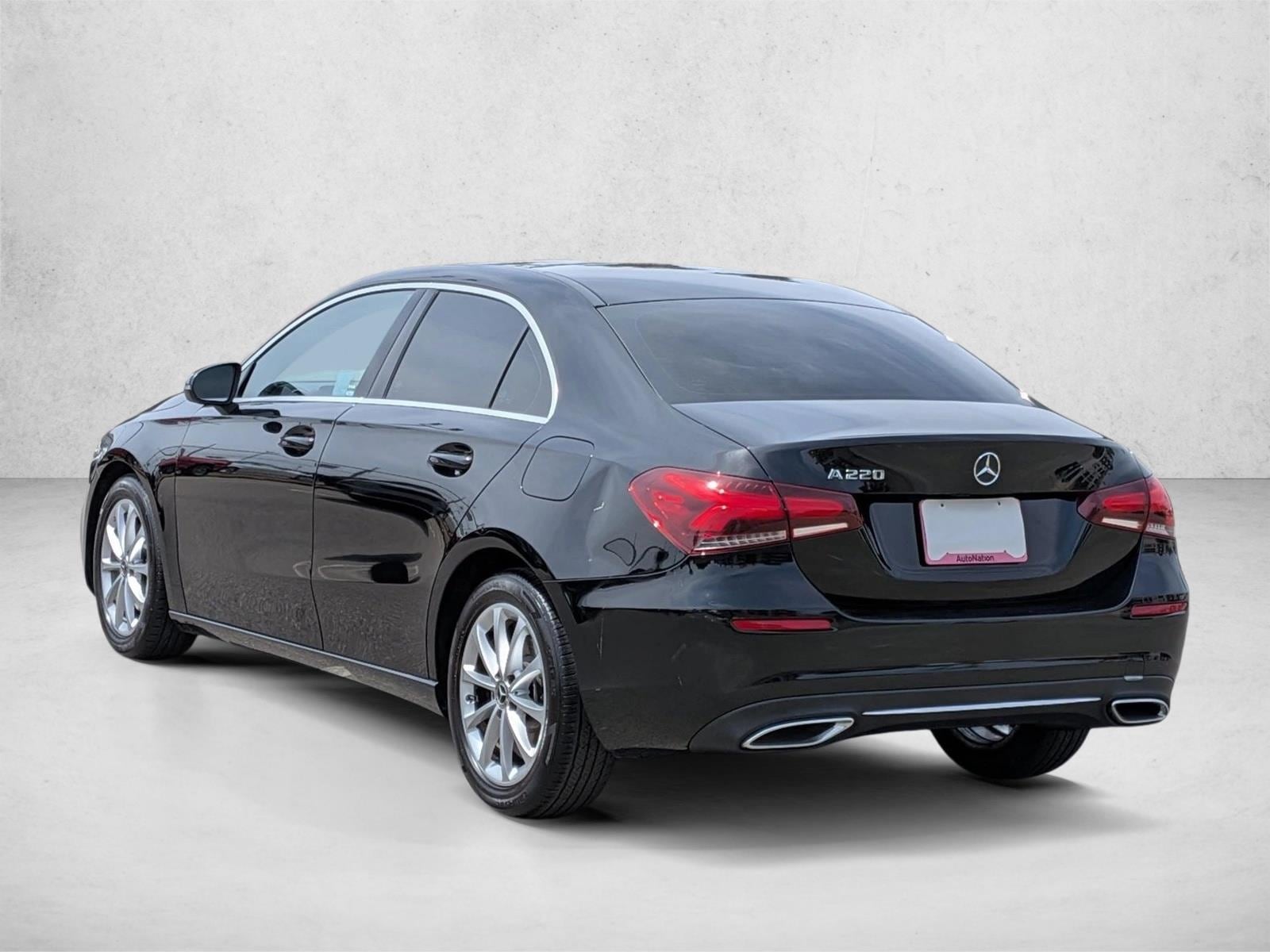 2020 Mercedes-Benz A-Class A 220 photo 3