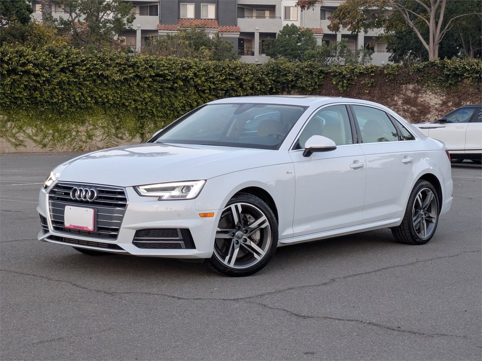 2018 Audi A4 Premium Plus's photo