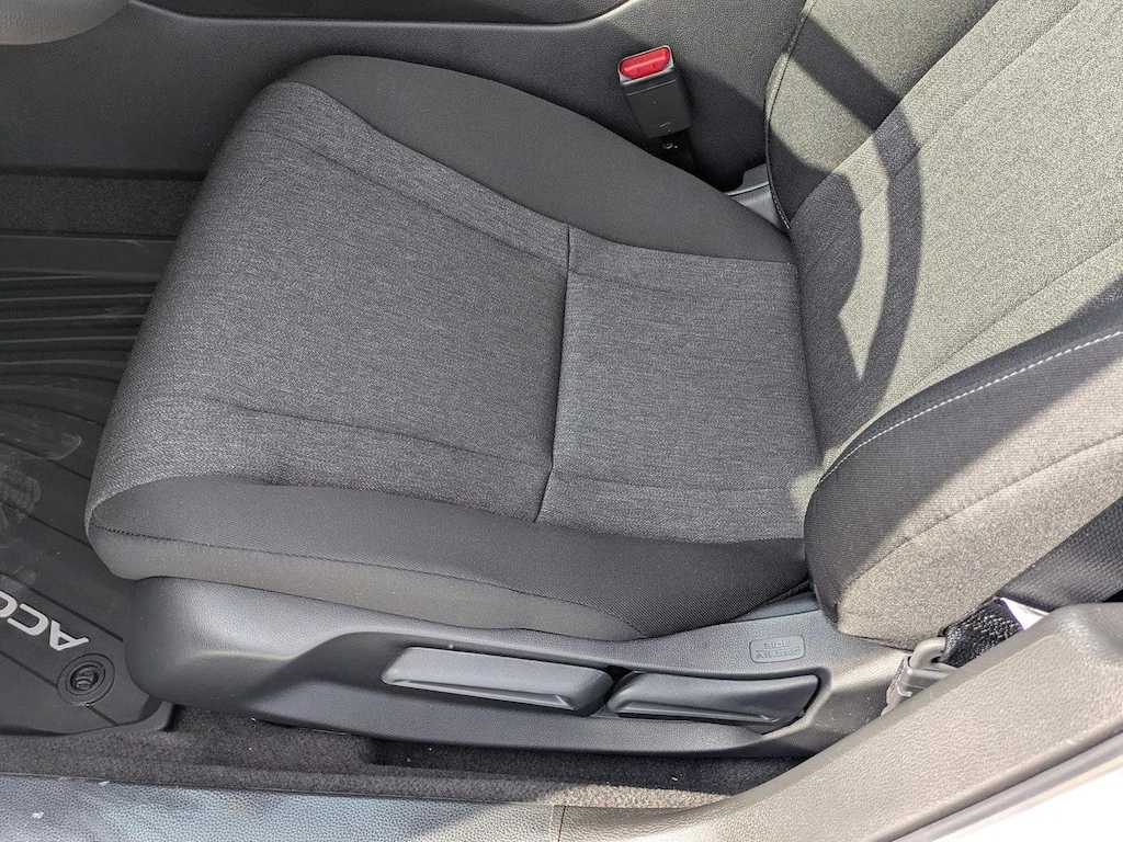 New 2025 Honda Accord LX Sedan