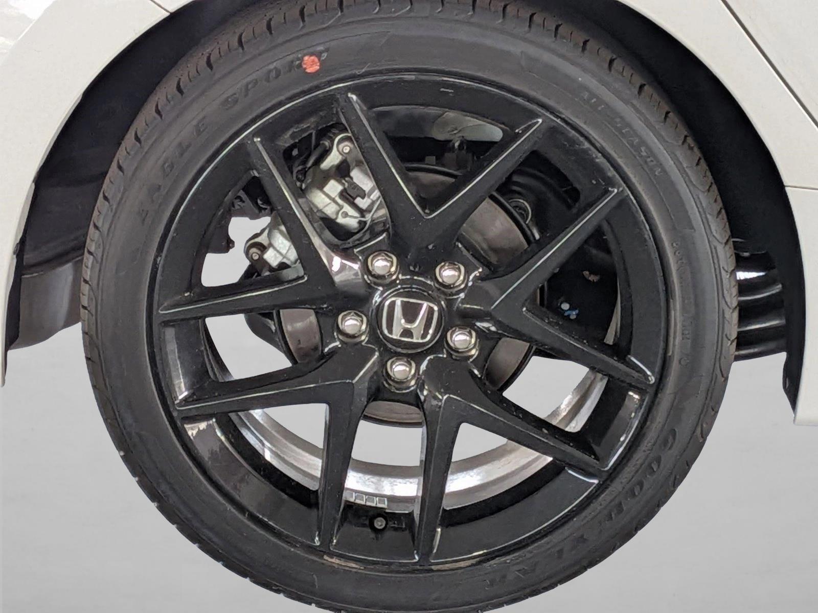 2026 Honda Civic Hatchback Sport - Photo 10