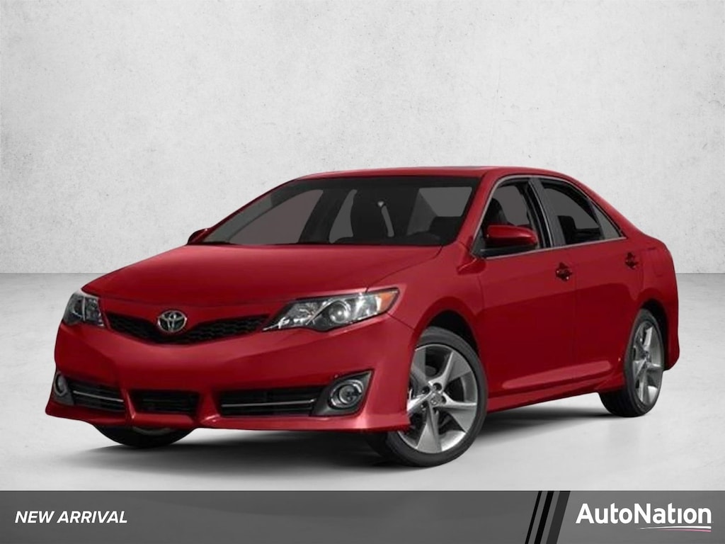 Used 2014 Toyota Camry LE Sedan