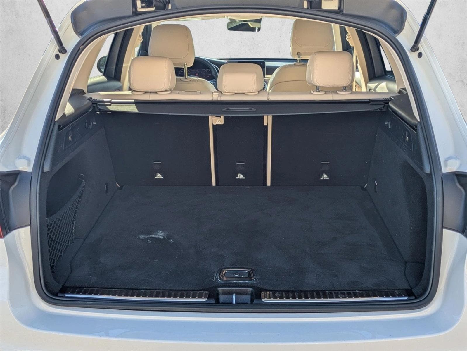 2022 Mercedes-Benz GLC 300 4MATIC photo 5