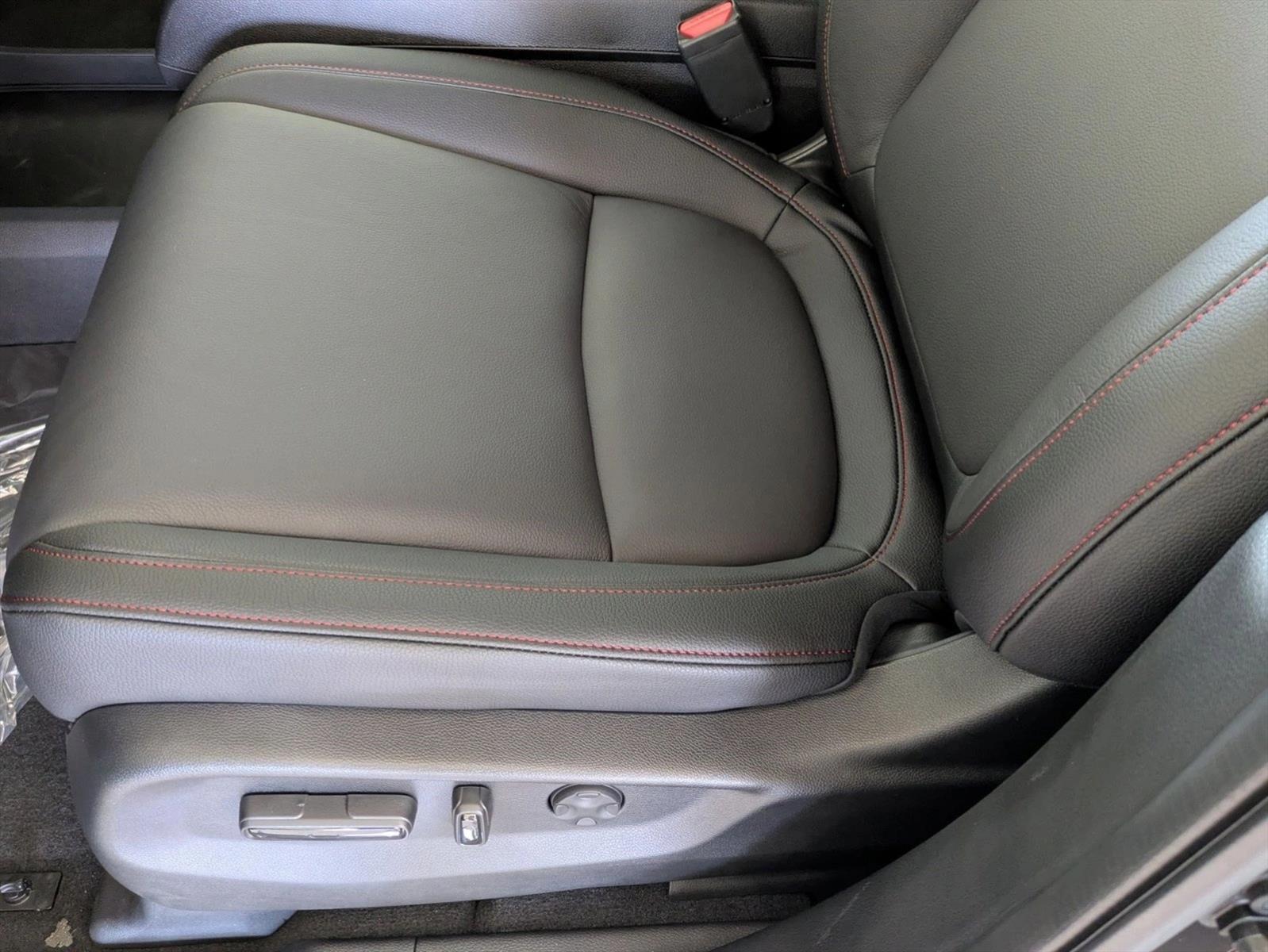 2026 Honda Odyssey photo 4
