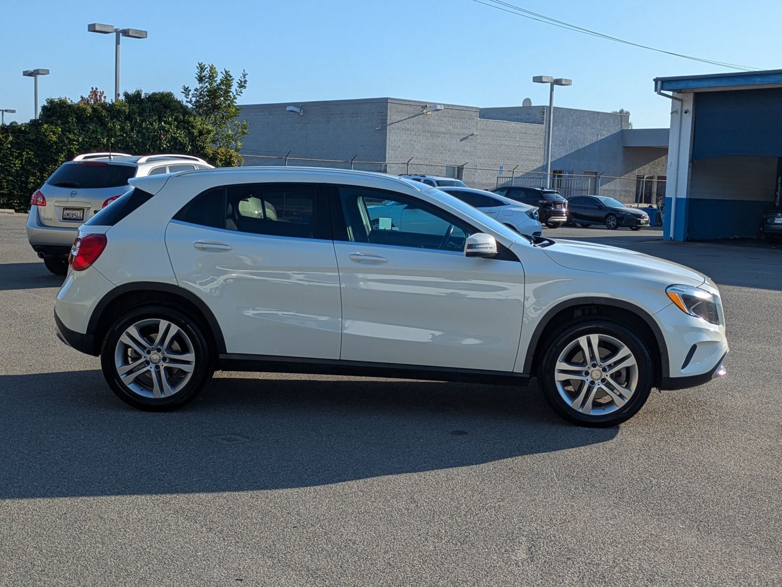 2017 Mercedes Benz GLA 250 4MATIC photo 4