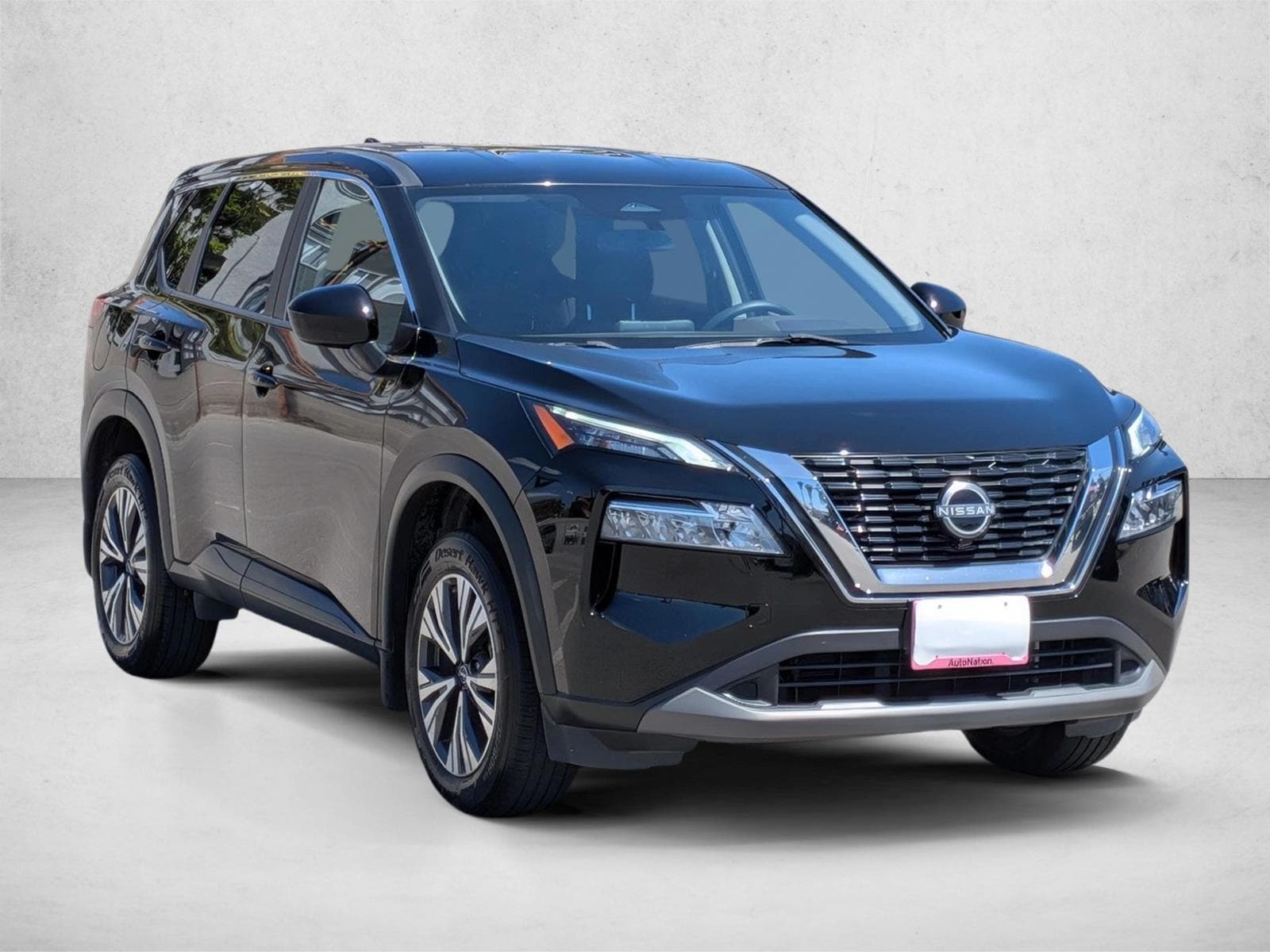 2023 Nissan Rogue SV photo 3