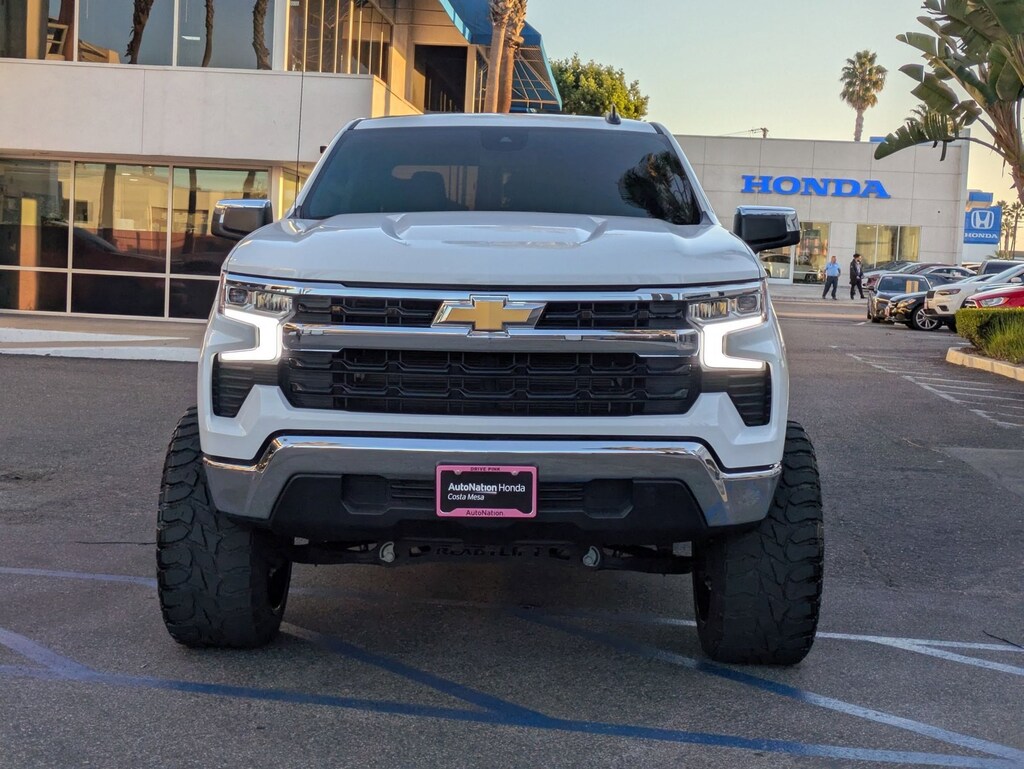Used 2023 Chevrolet Silverado 1500 LT w/1LT Truck Crew Cab