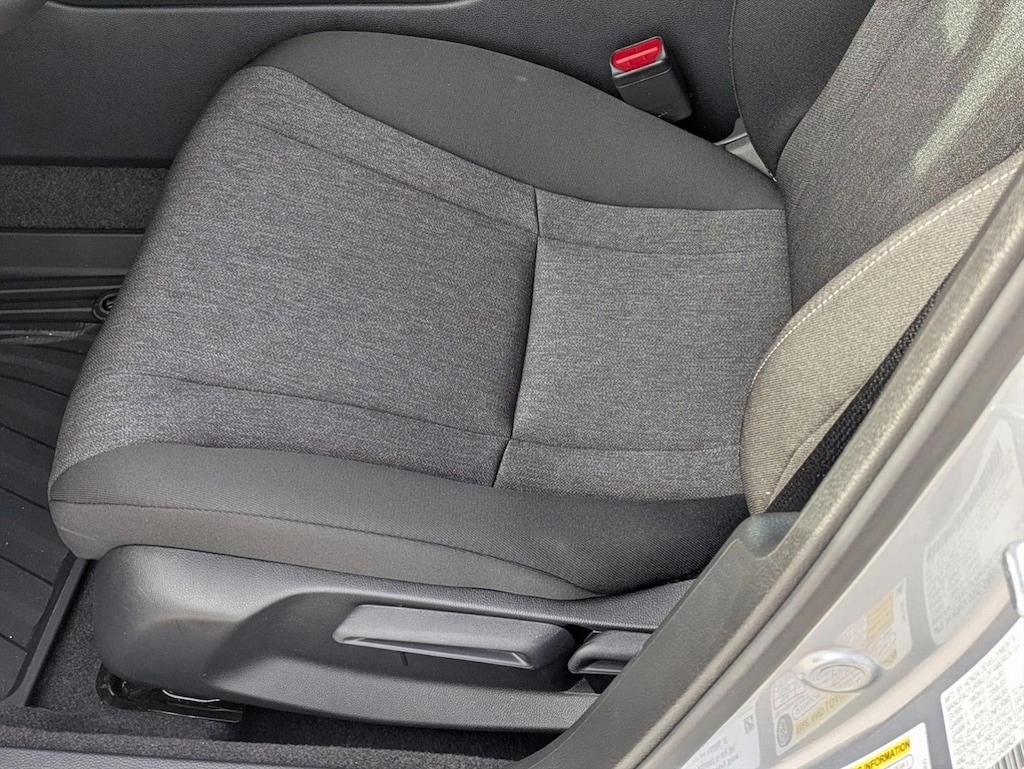 New 2025 Honda Accord LX Sedan