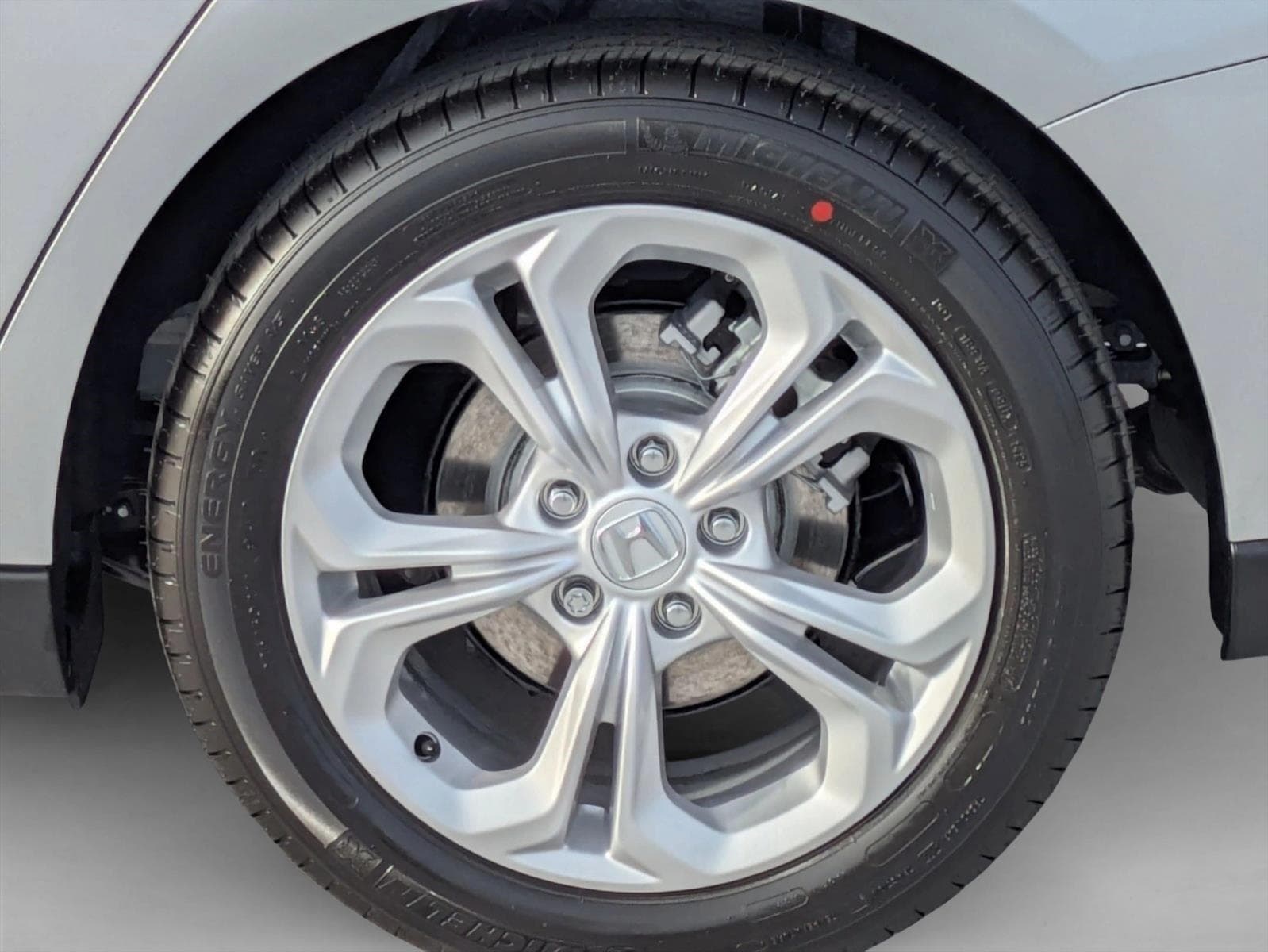 2025 Honda Accord LX - Photo 10