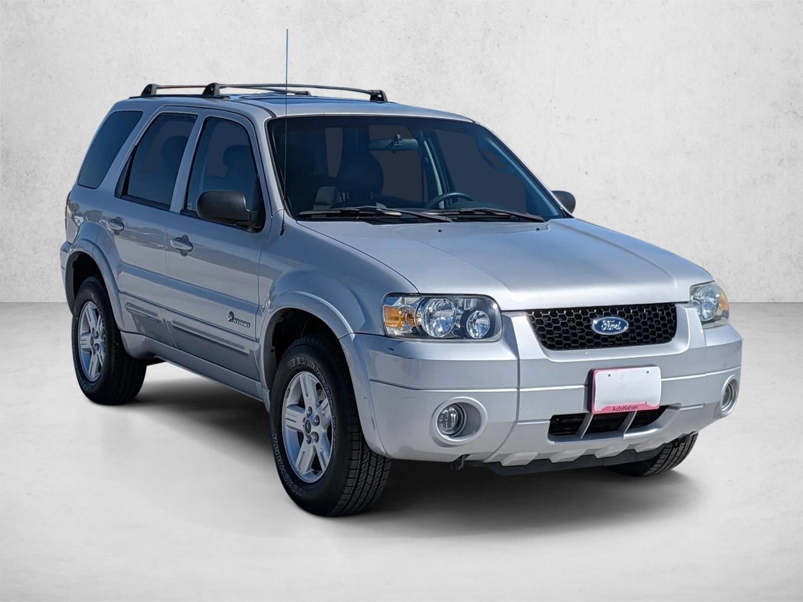2006 Ford Escape Hybrid Base photo 3