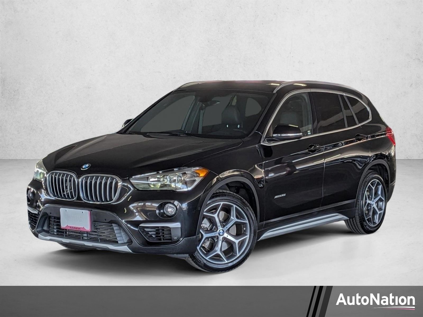 2016 BMW X1 xDrive28i's photo