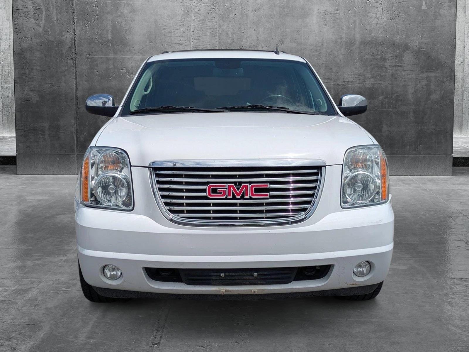 Used 2014 GMC Yukon SLT with VIN 1GKS2CE00ER233073 for sale in Costa Mesa, CA