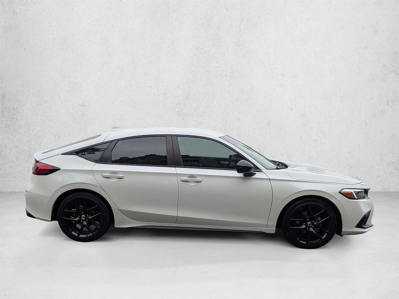 2024 Honda Civic Sport Hatchback photo 4