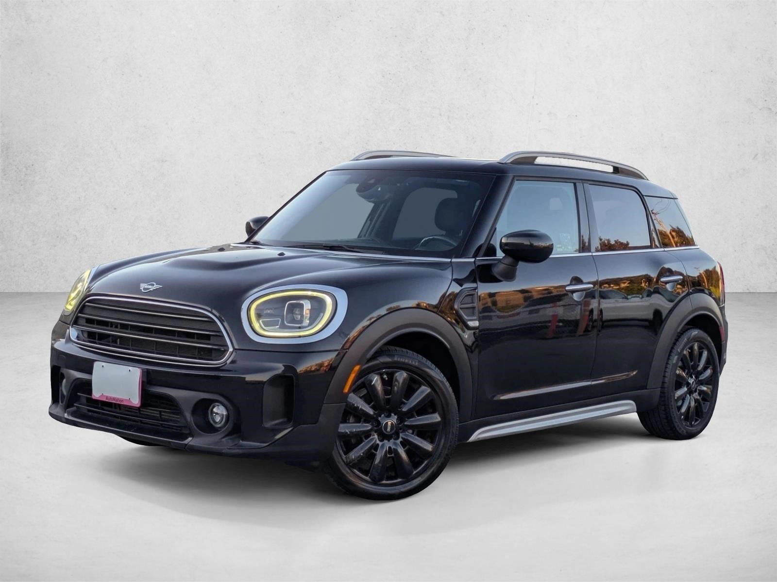 2021 MINI Countryman Oxford Edition's photo