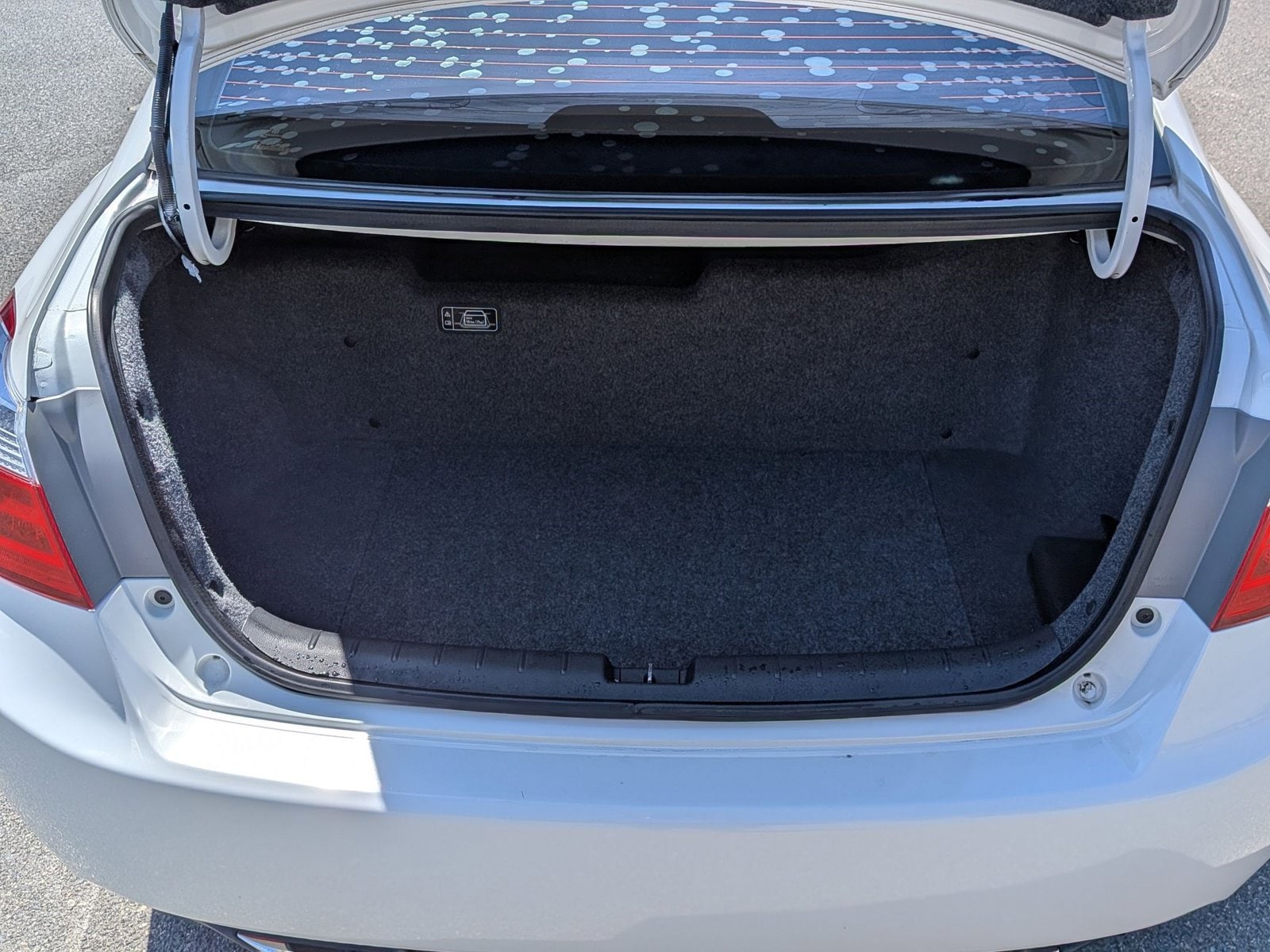 2015 Honda Accord Hybrid Base photo 5