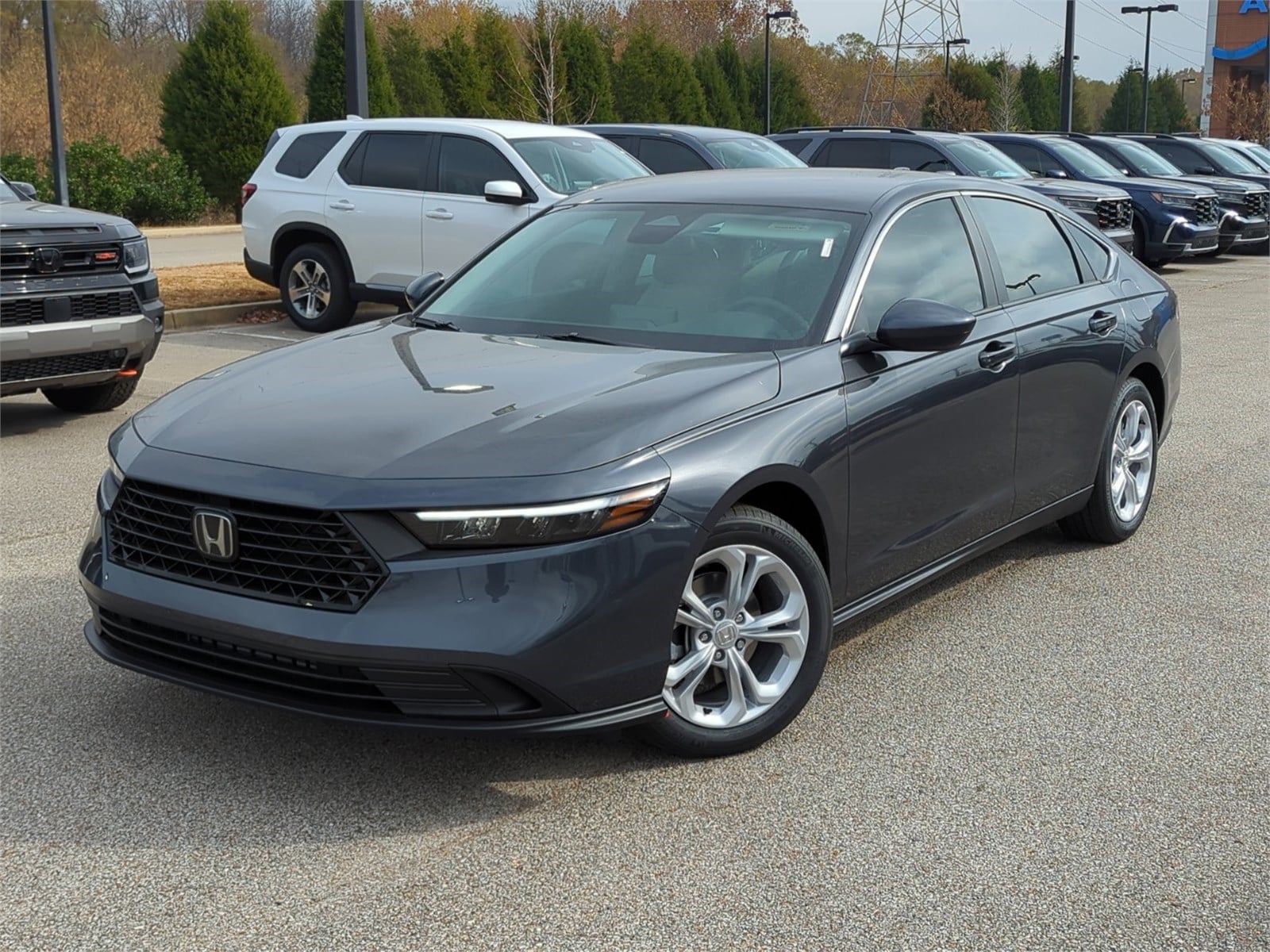 2025 Honda Accord LX's photo