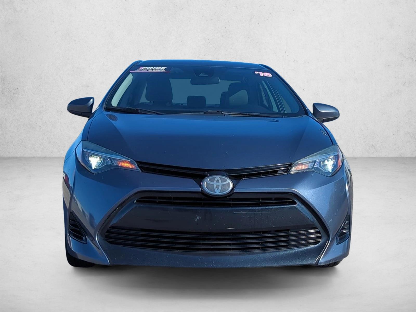 2018 Toyota Corolla LE photo 2