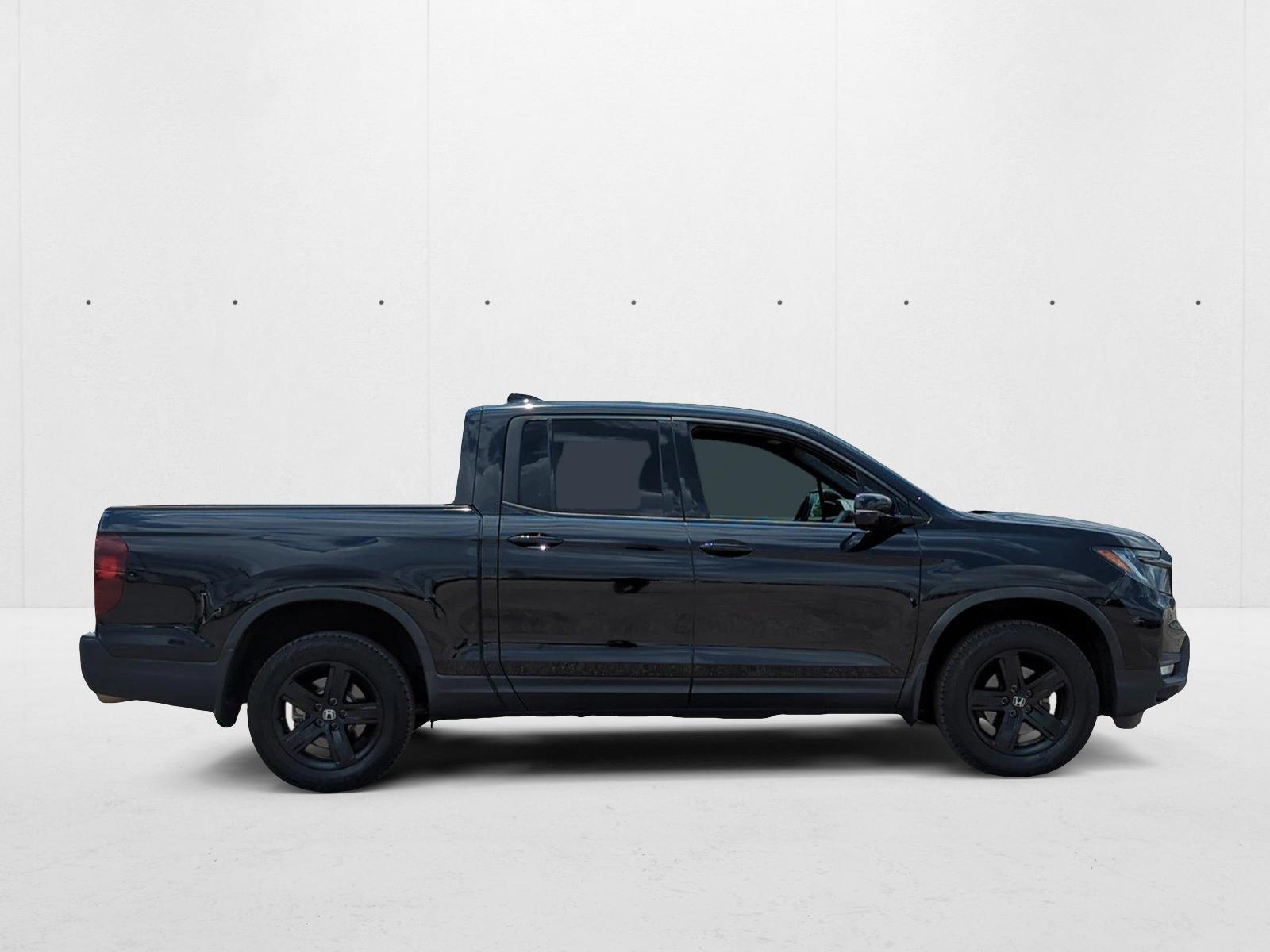2022 Honda Ridgeline Black Edition photo 4