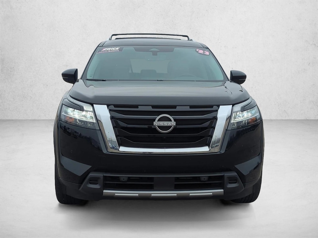 Used 2023 Nissan Pathfinder SL SUV