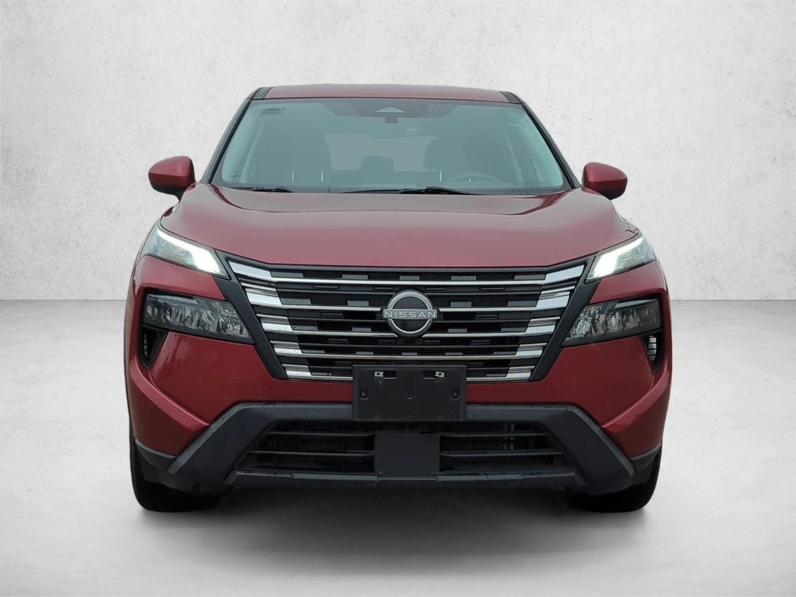 2024 Nissan Rogue SV AWD photo 2