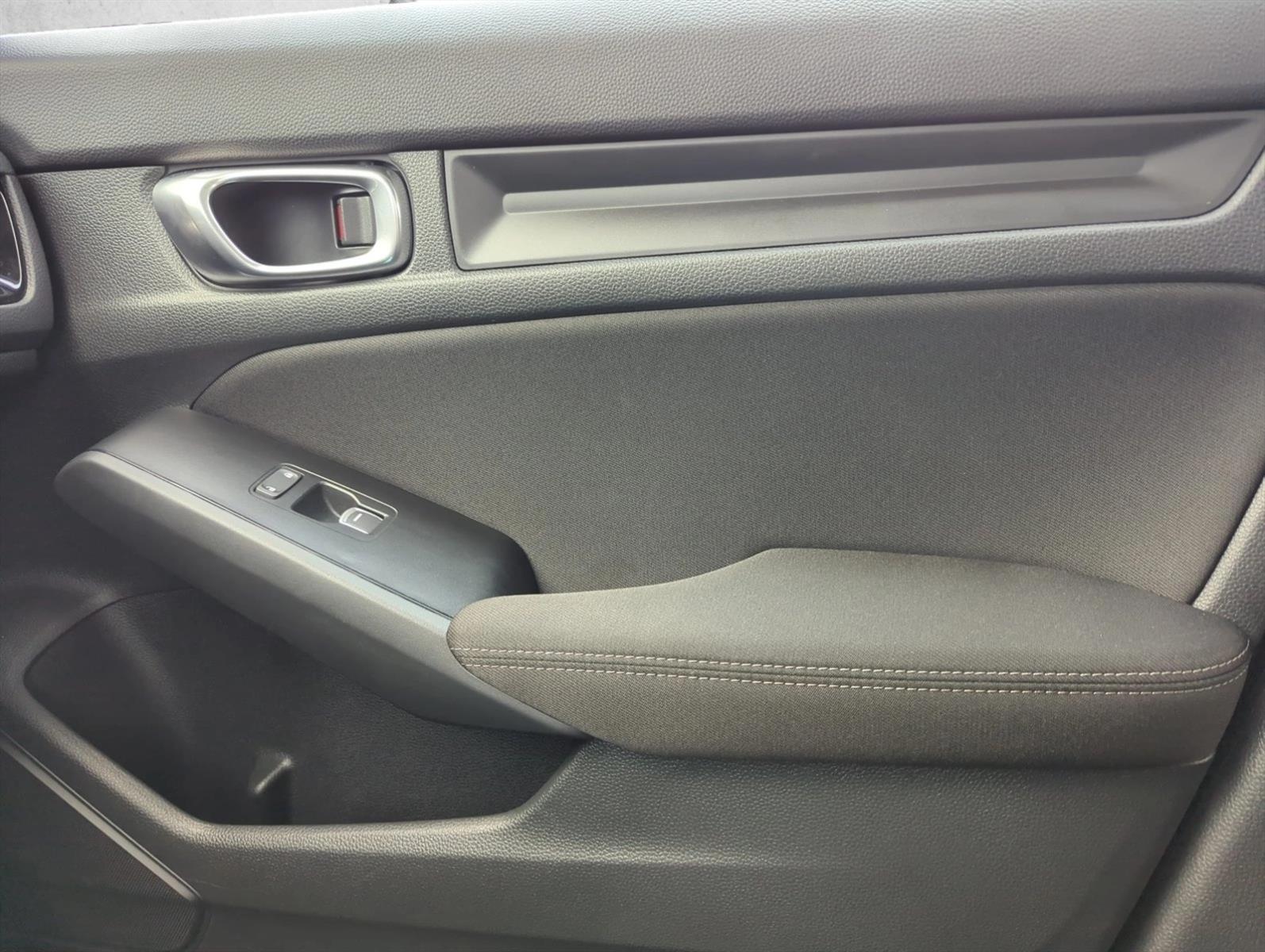 2025 Honda Civic LX - Photo 22