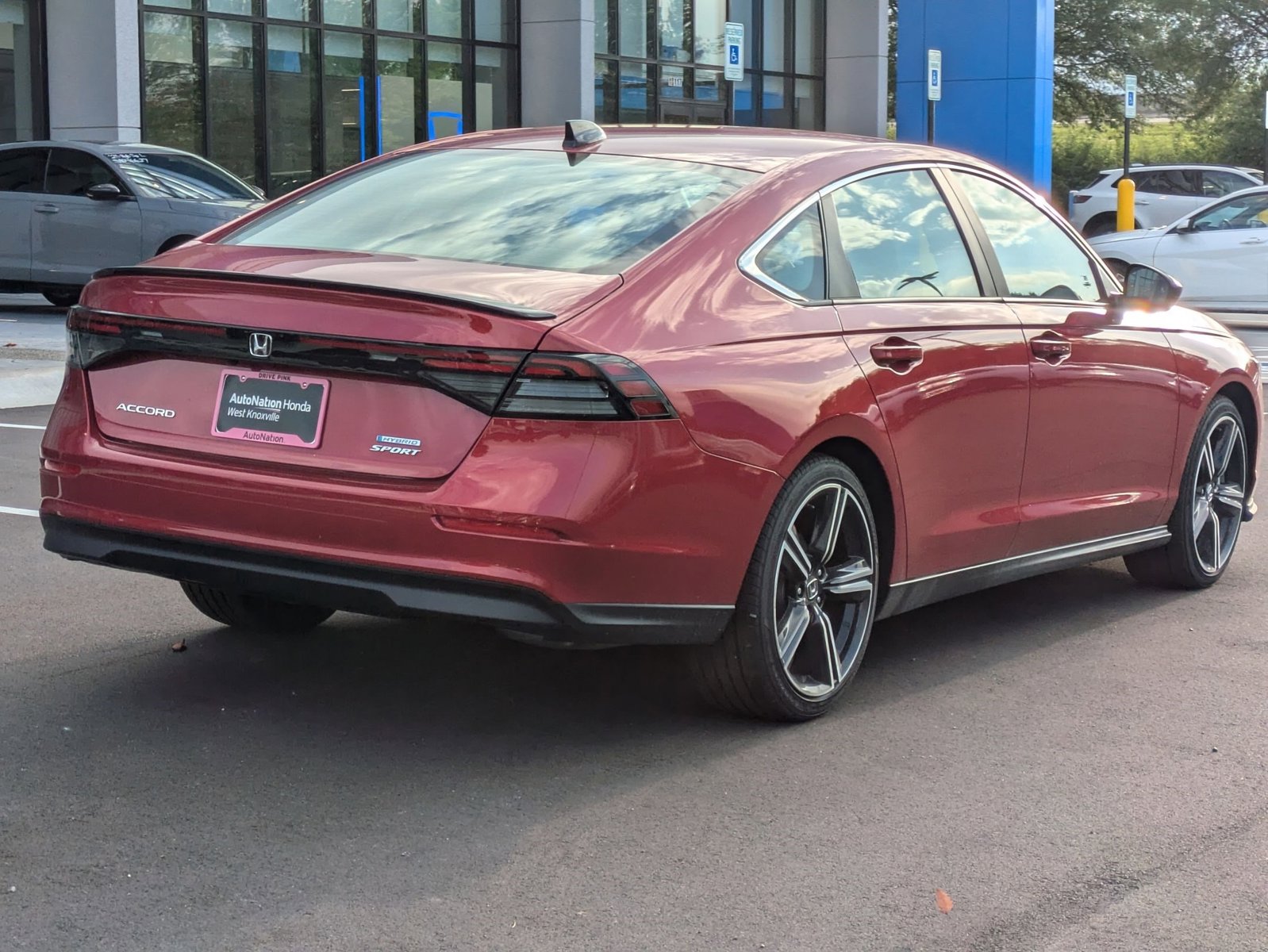 2025 Honda Accord Hybrid Sport photo 2