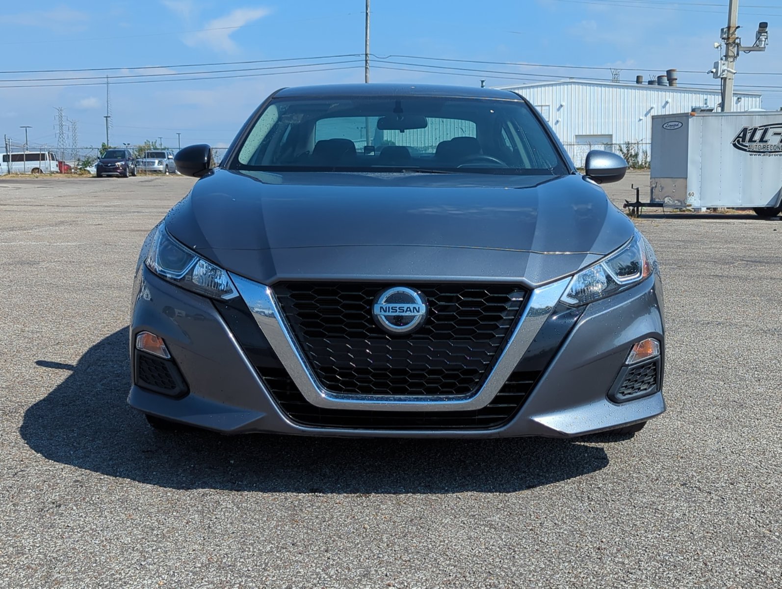 2020 Nissan Altima 2.5 S photo 2