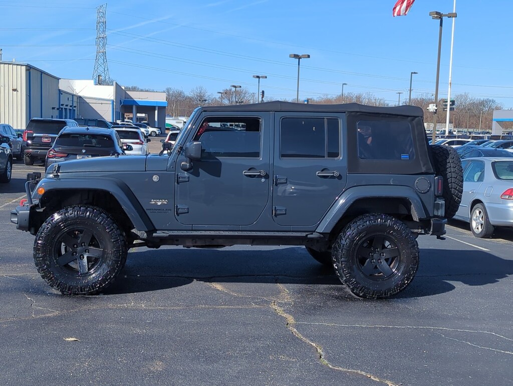 Used 2016 Jeep Wrangler JK Unlimited Sahara 4x4 SUV