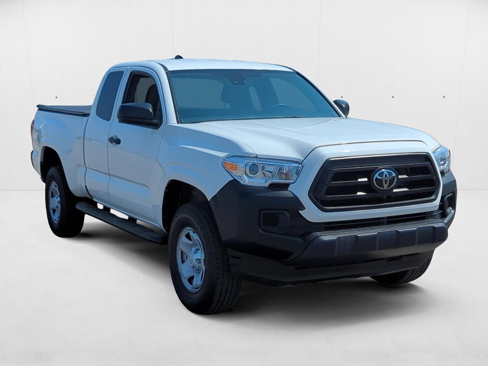 2022 Toyota Tacoma SR photo 3