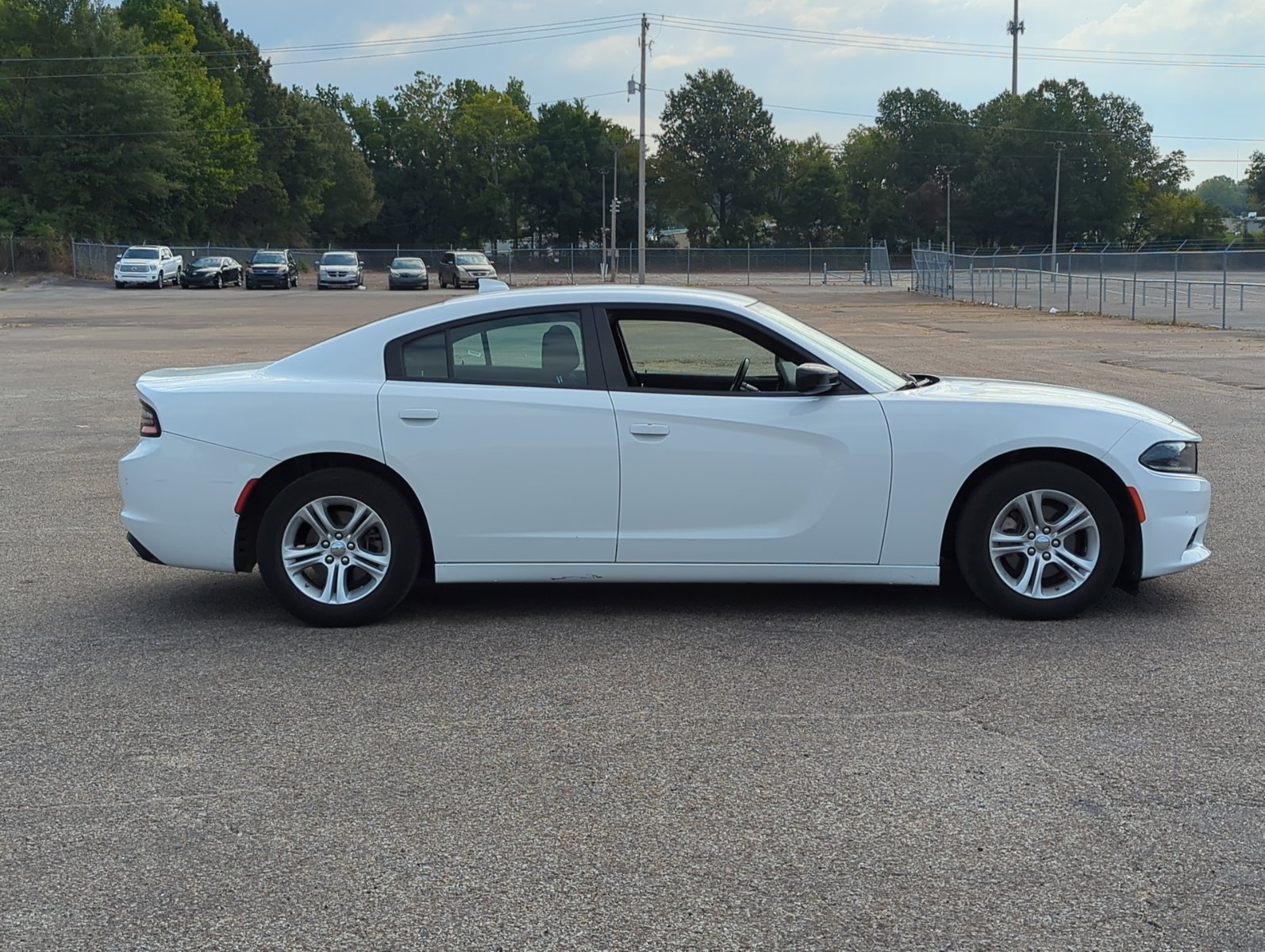 2023 Dodge Charger SXT photo 4