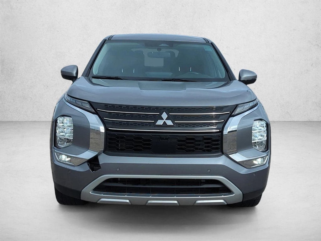 Used 2024 Mitsubishi Outlander SE SUV