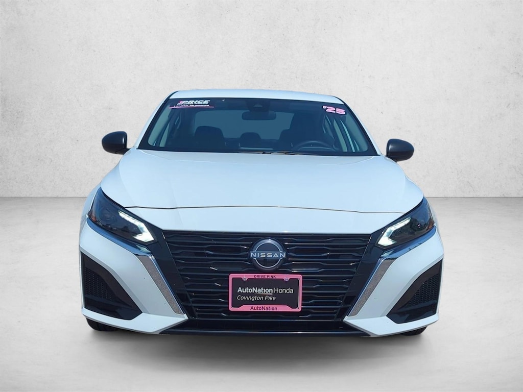 Used 2025 Nissan Altima SV Sedan