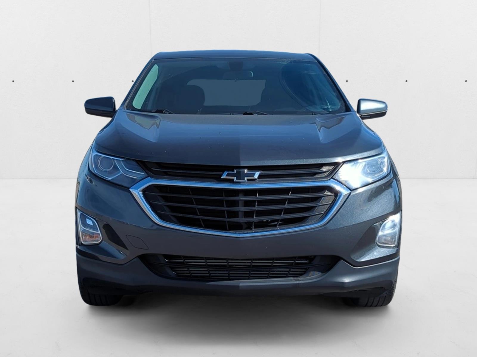2018 Chevrolet Equinox photo 2