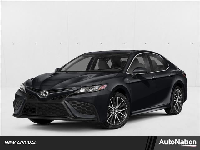 2024 Toyota Camry SE's photo