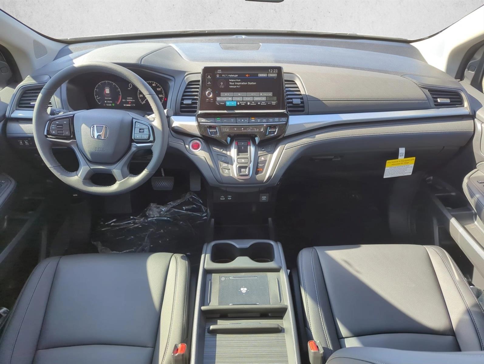 2026 Honda Odyssey EX-L - Photo 14