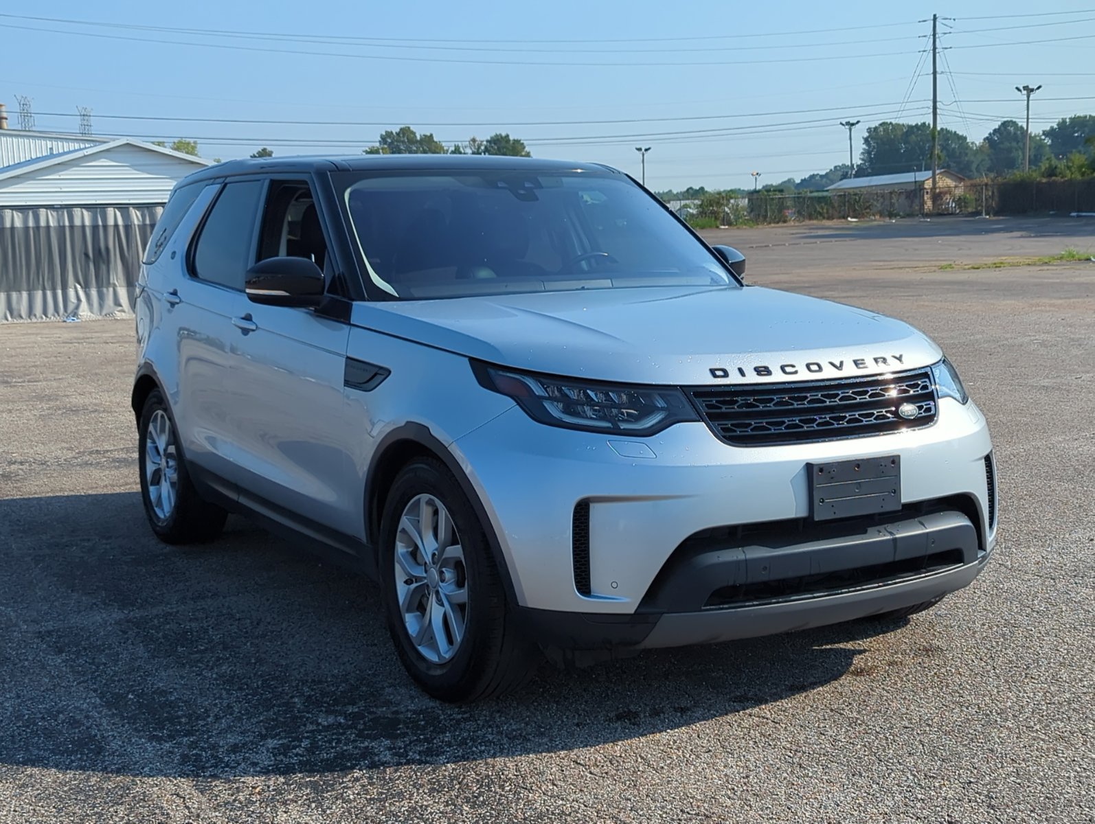 2019 Land Rover Discovery SE photo 3